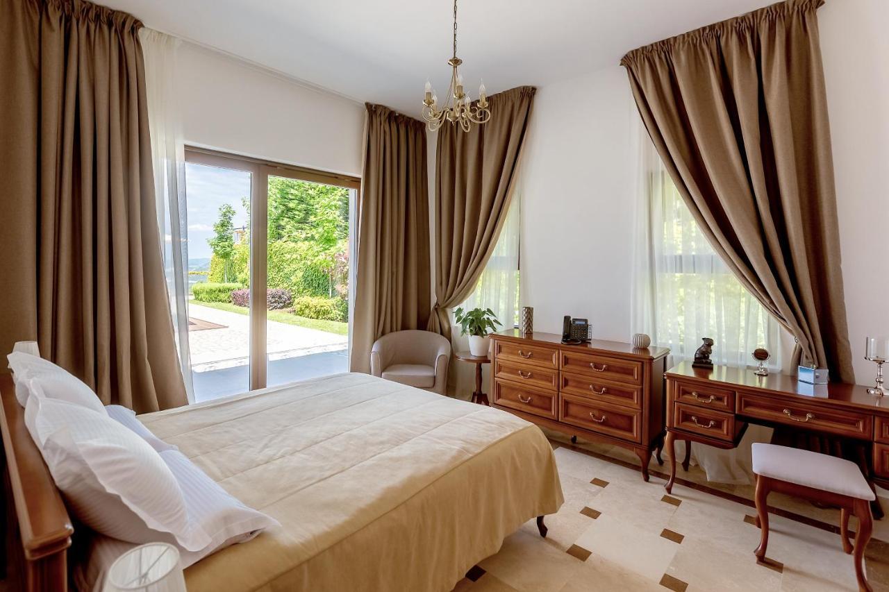 Oak Leaf Residences Будва Екстериор снимка